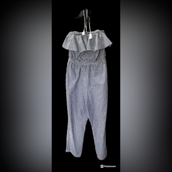 J Crew Ruffled Seersucker Striped Jumpsuit Beach Coverup in Size Medium - Picture 5 of 13